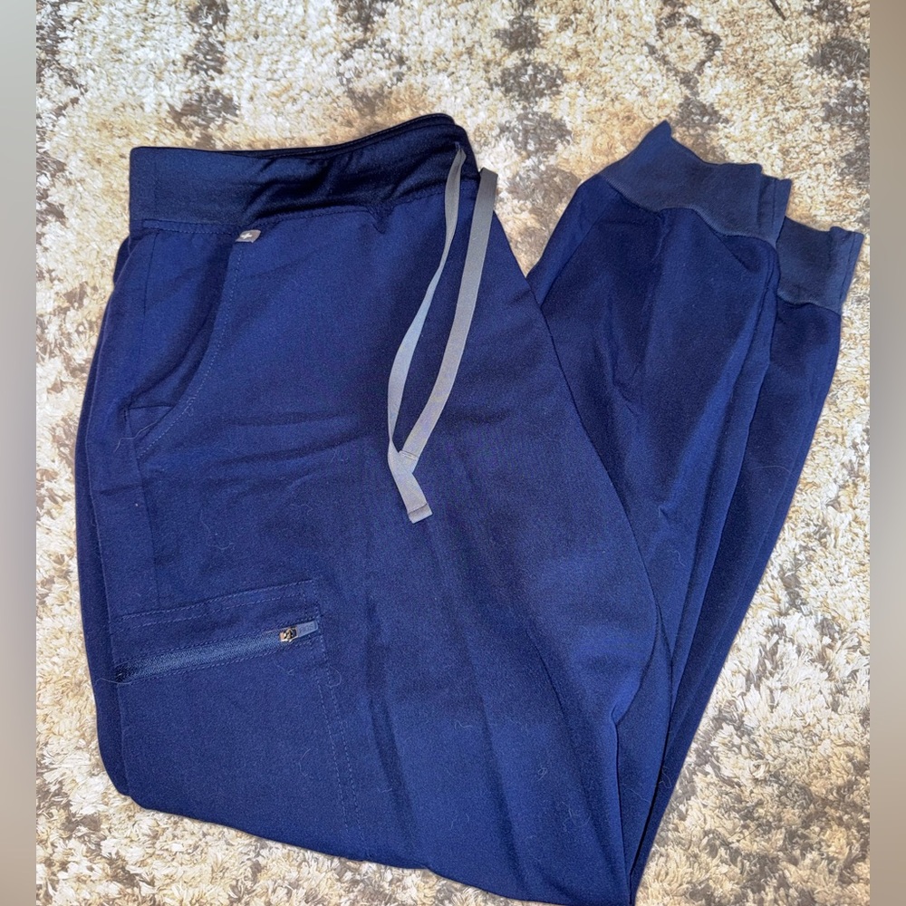 Figs Zamora joggers size XL